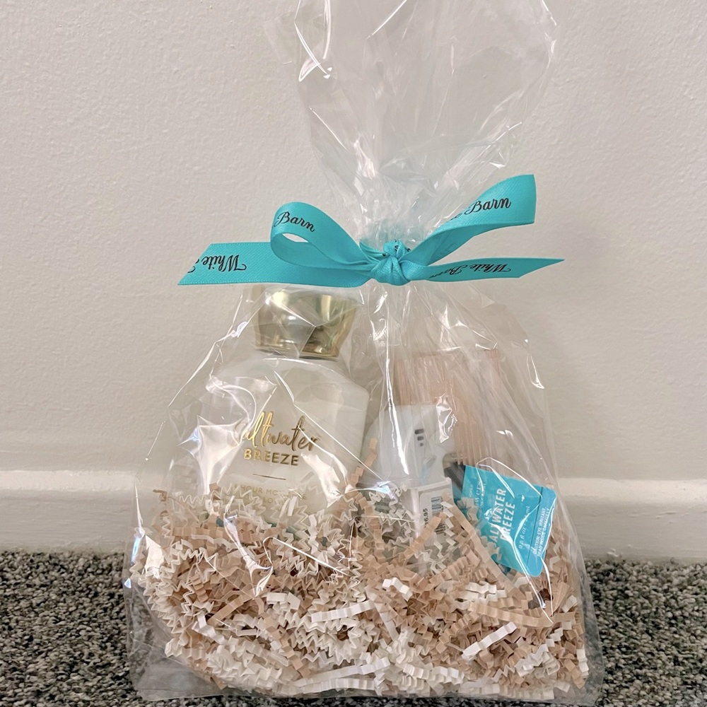 NEW Bath and Body Works Saltwater Breeze Gift Set